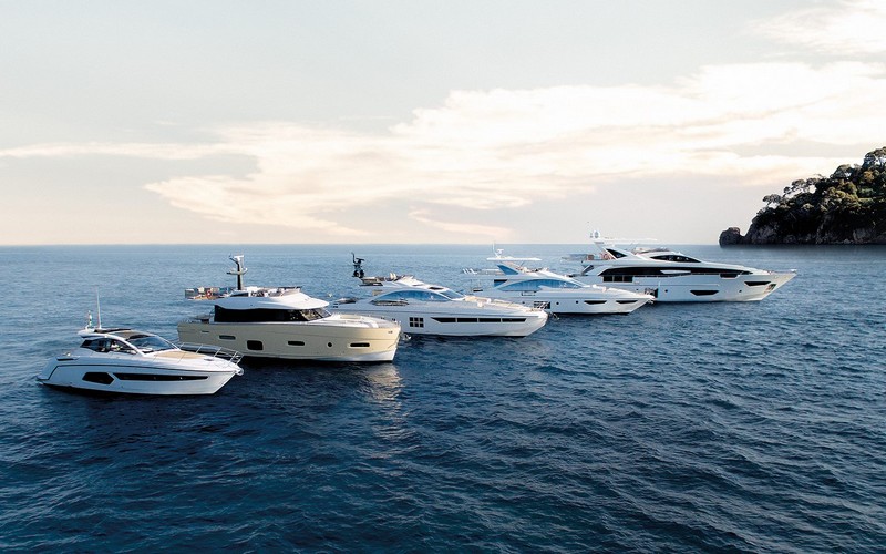 azimut private yacht finance nancy gonzalez